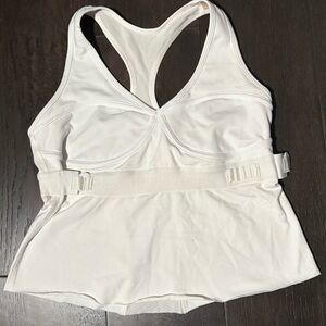 White lululemon tank top